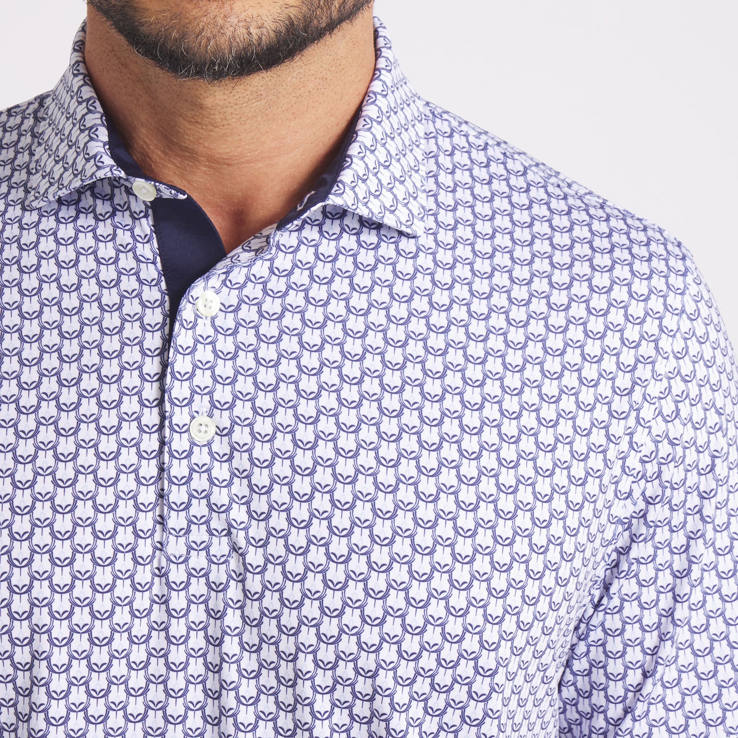 White Glow / Deep Navy