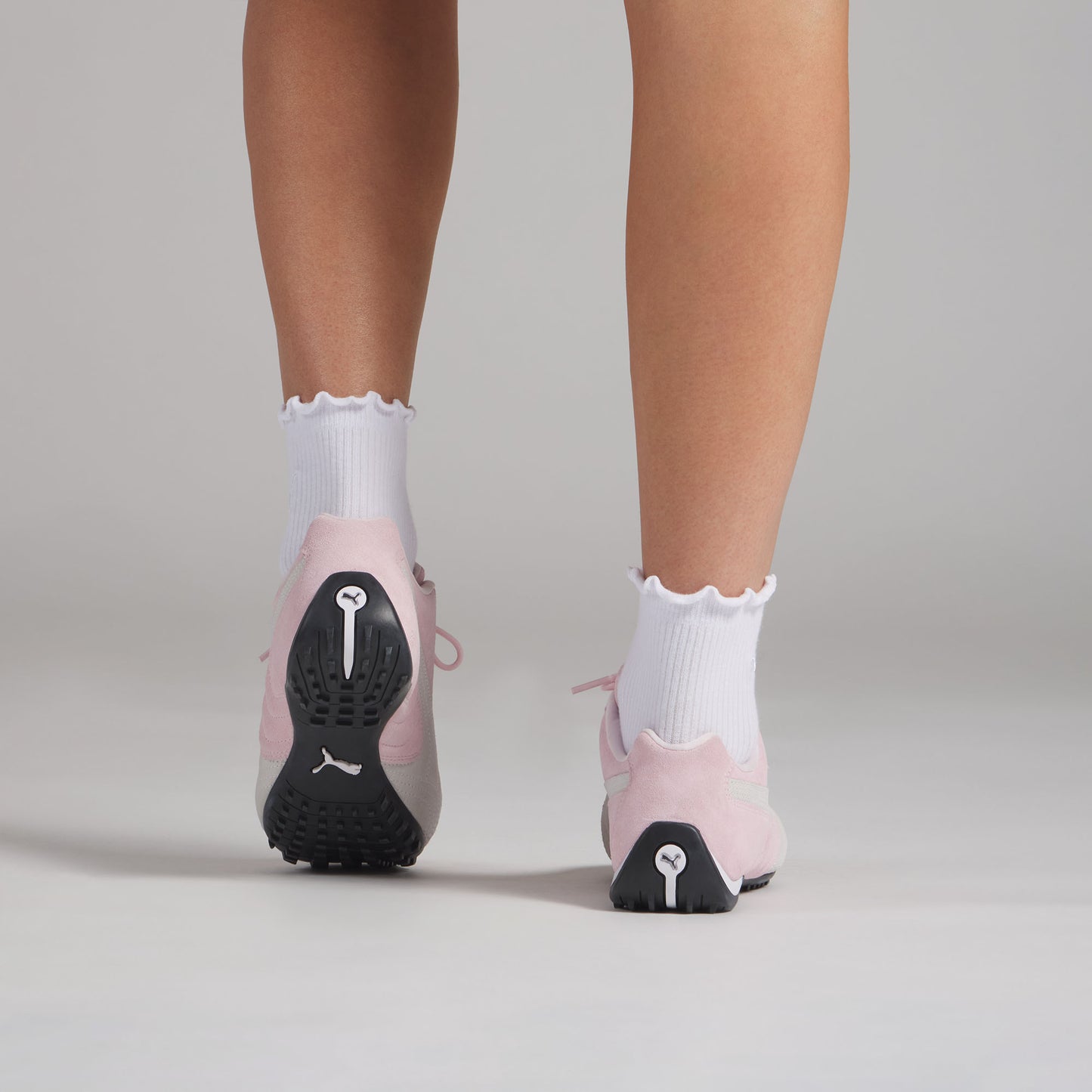 Whisp of Pink / Puma White